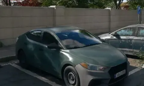 Sedan